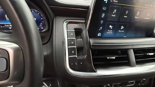 Used 2024 Chevrolet Suburban LT image 29