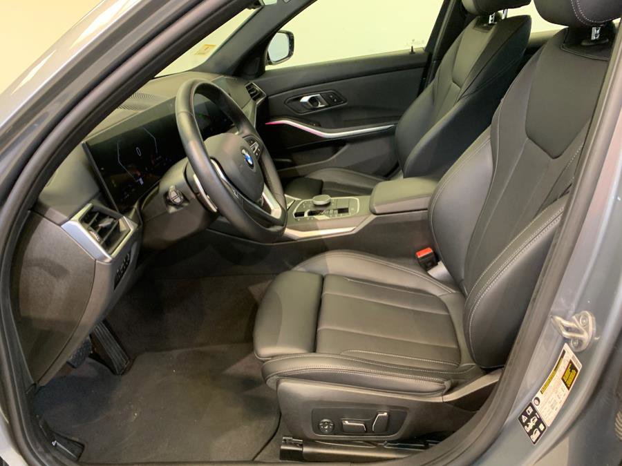Used 2024 BMW 330i xDrive Sedan w/ Convenience Package image 18
