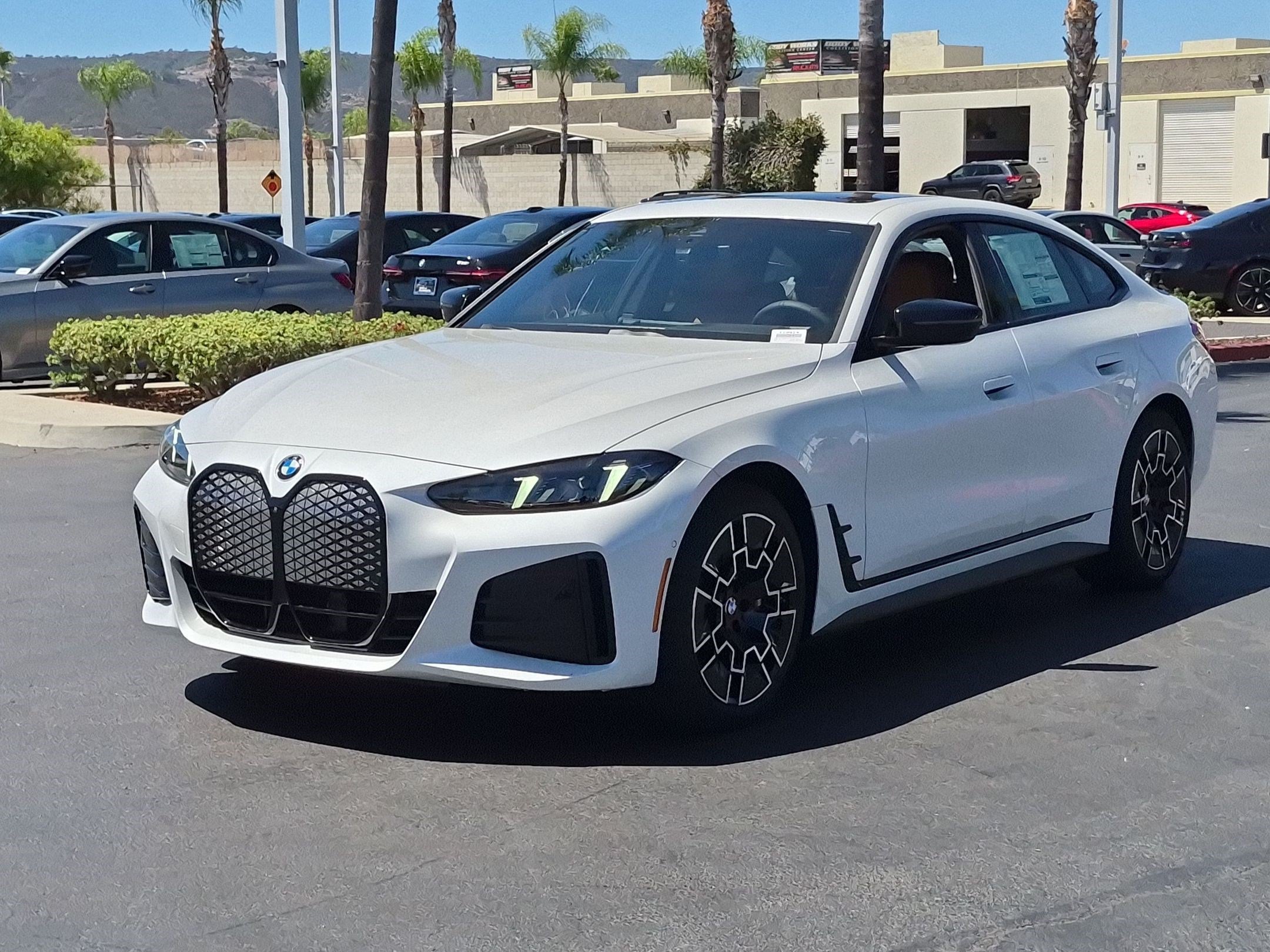 New 2026 BMW i4 eDrive40 w/ M Sport Package RWD image 5
