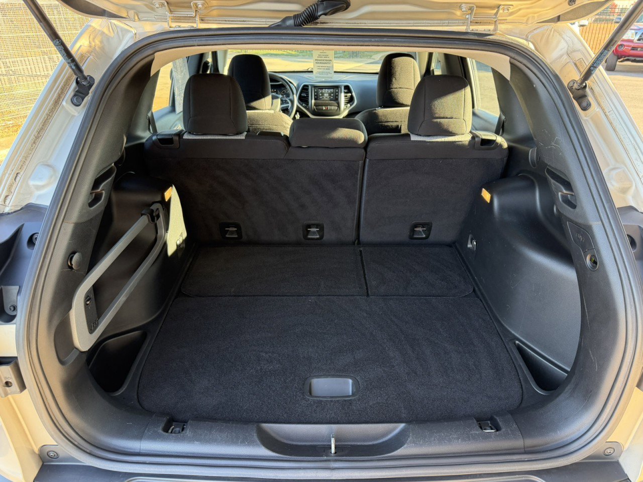 Used 2014 Jeep Cherokee Sport w/ Cold Weather Group image 11