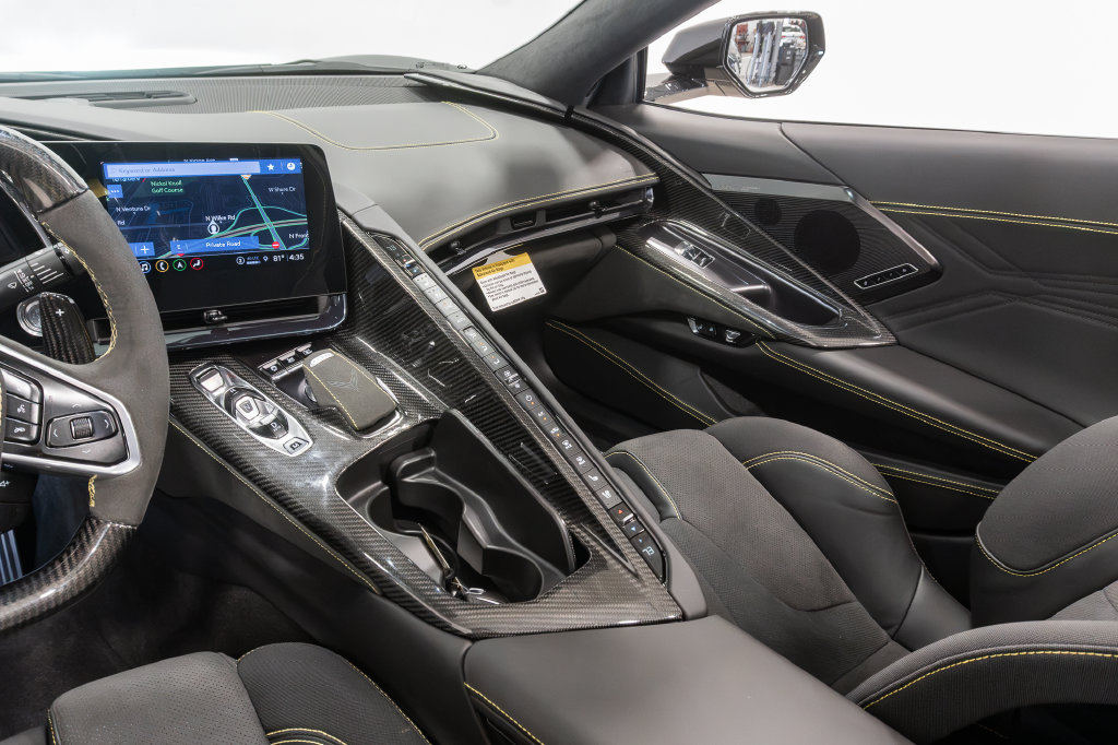 Used 2023 Chevrolet Corvette Z06 w/ Stealth Interior Trim Package RWD image 16