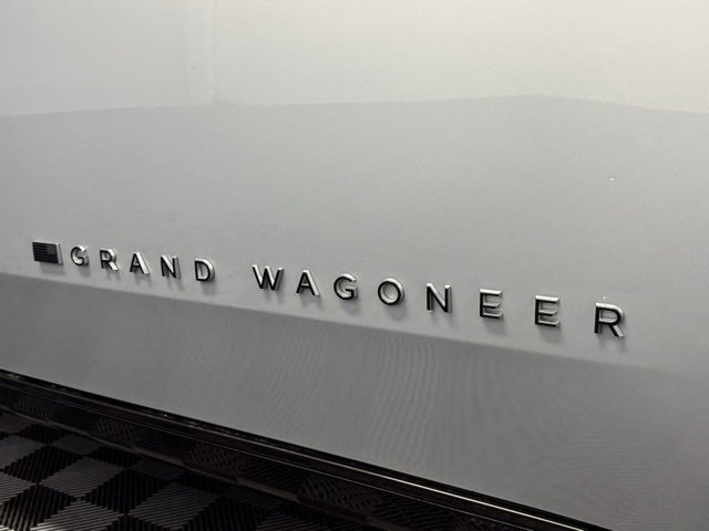 Used 2024 Jeep Grand Wagoneer Series III w/ Rear-Seat Entertainment Group image 39