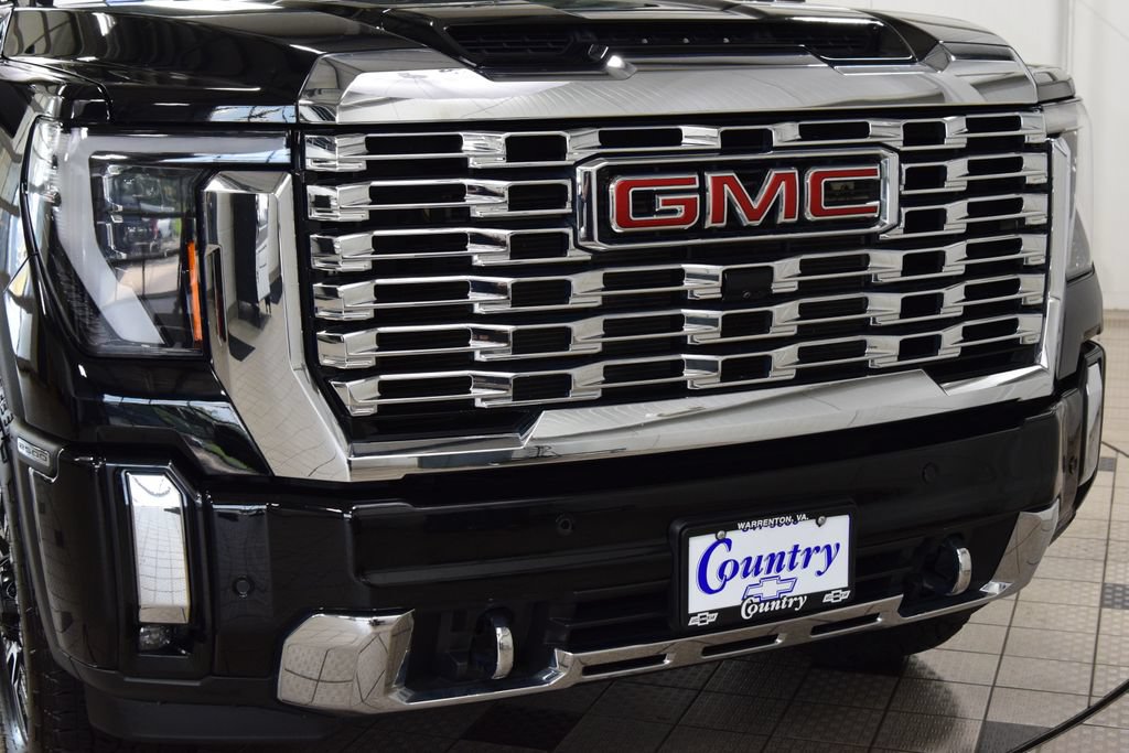 Used 2025 GMC Sierra 2500 Denali w/ Snow Plow Prep/Camper Package AWD/4WD image 13