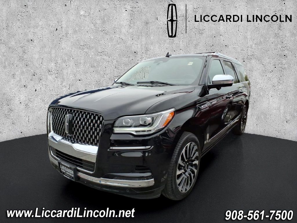 Certified 2023 Lincoln Navigator L Black Label AWD/4WD image 3