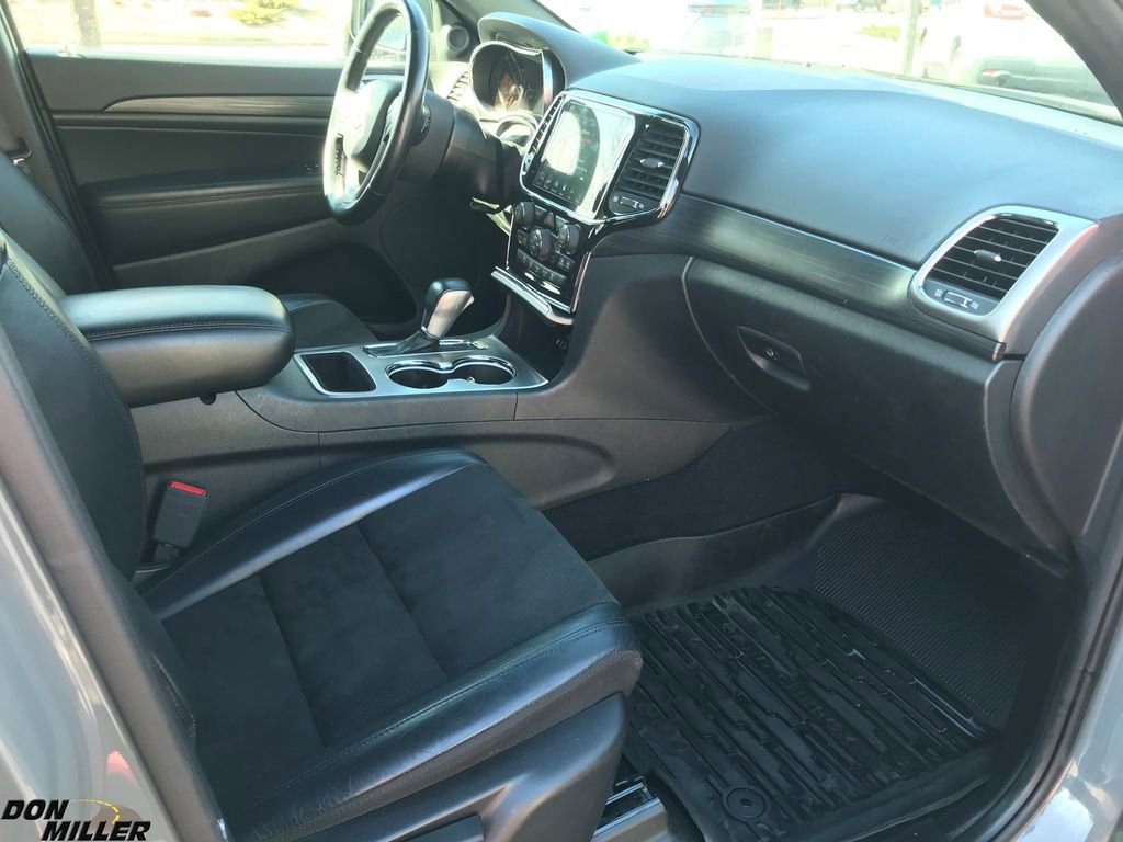 Used 2021 Jeep Grand Cherokee Laredo X image 24