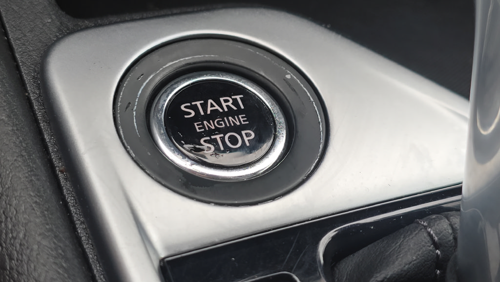 Used 2023 Nissan Sentra SV FWD image 28