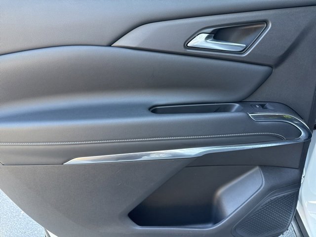 Certified 2025 Chevrolet Traverse LT image 24