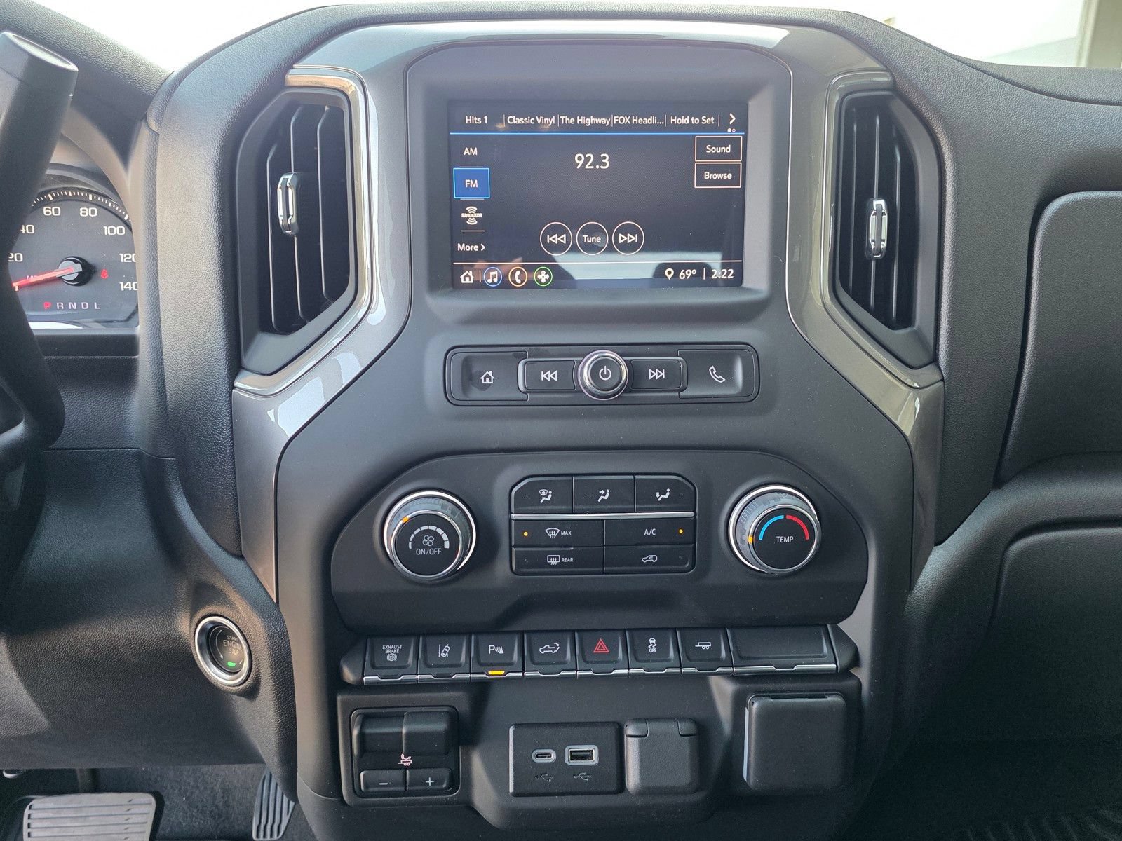 New 2025 Chevrolet Silverado 2500 Custom w/ Custom Value Package RWD image 28