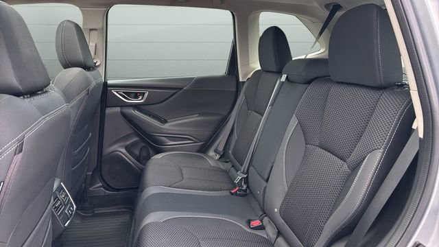 Used 2023 Subaru Forester Premium AWD/4WD image 25