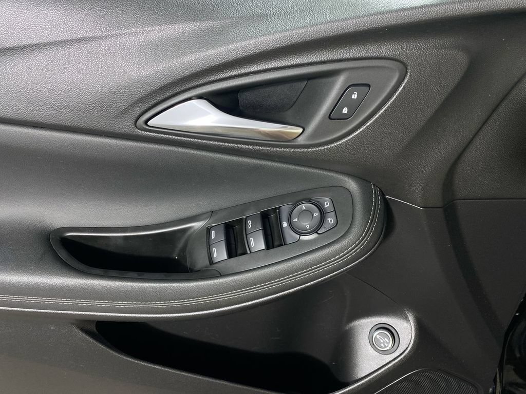 Certified 2023 Buick Encore GX Select w/ Experience Buick Package FWD image 13