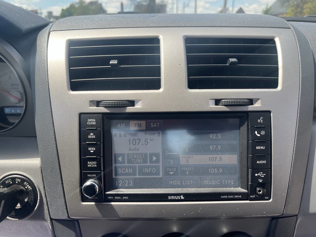 Used 2008 Dodge Avenger SXT w/ Sport Appearance Group image 17