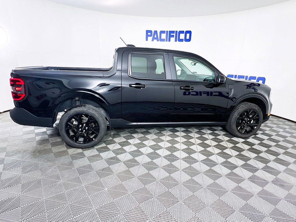 Used 2025 Ford Maverick Lariat w/ Black Appearance Package image 12