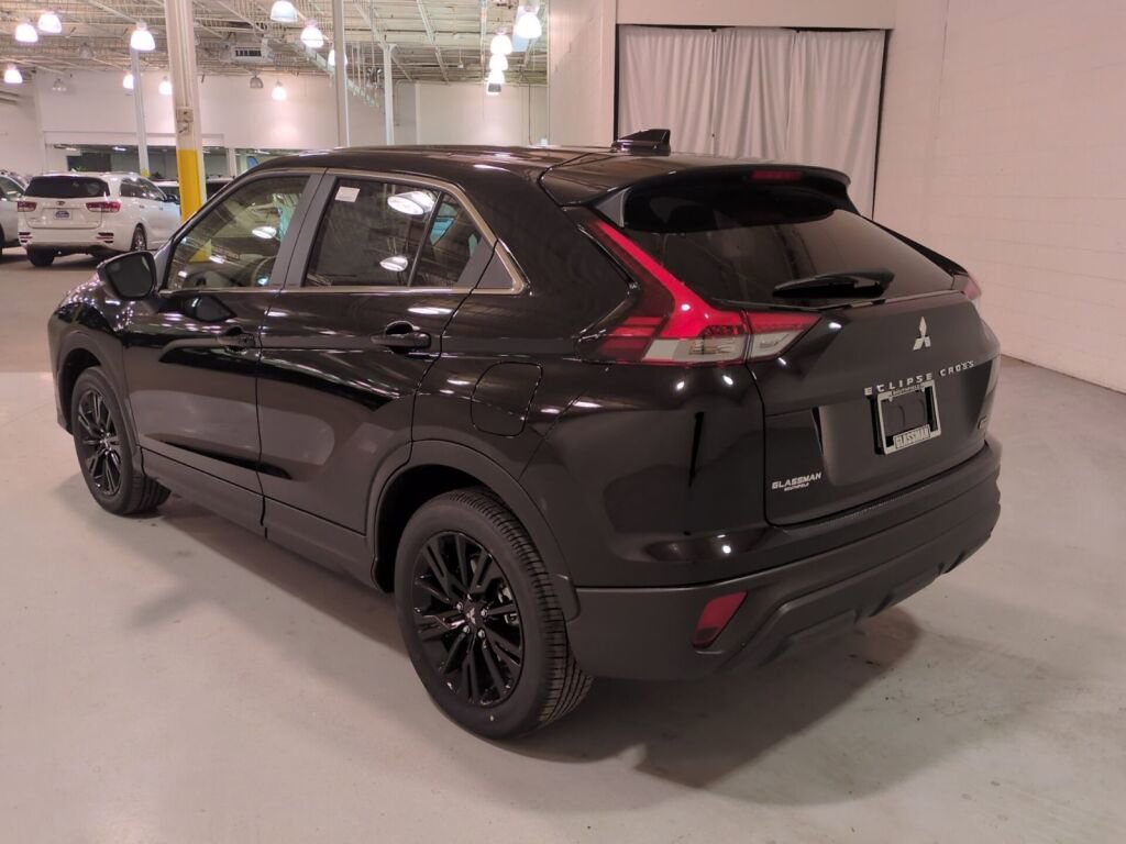 New 2025 Mitsubishi Eclipse Cross LE image 6