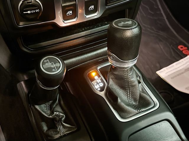 Used 2020 Jeep Wrangler Sport AWD/4WD image 17