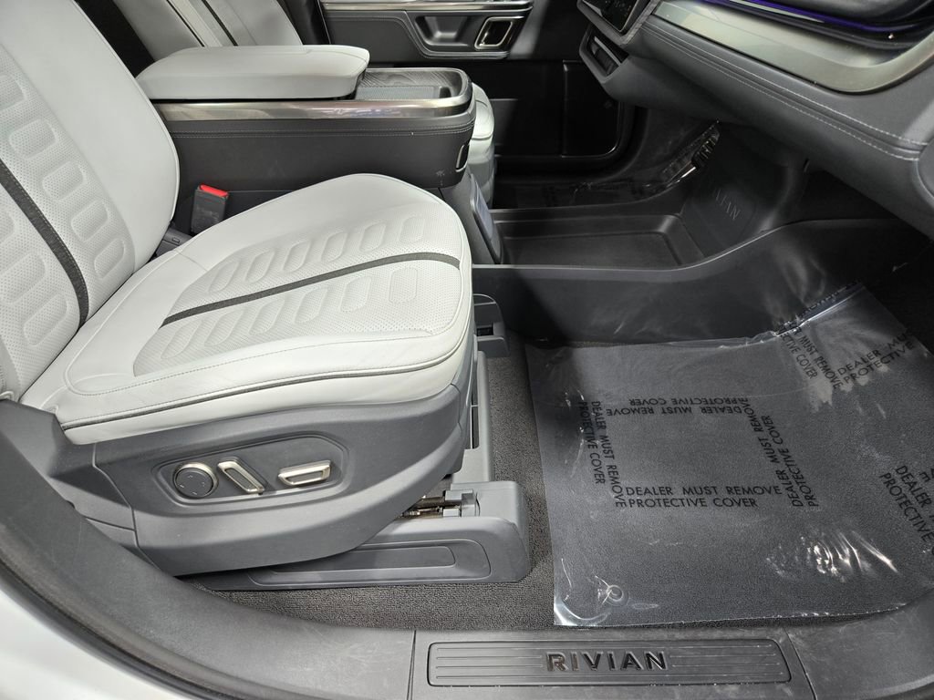 Used 2023 Rivian R1S Launch Edition image 57