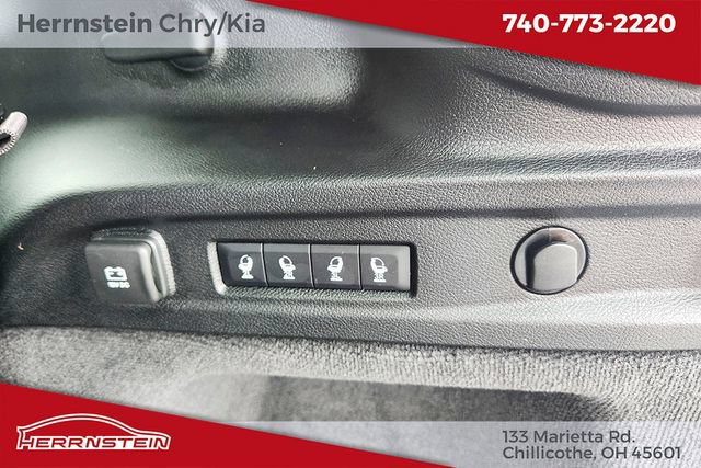 Used 2021 Jeep Grand Cherokee L Overland w/ Luxury Tech Group IV AWD/4WD image 31
