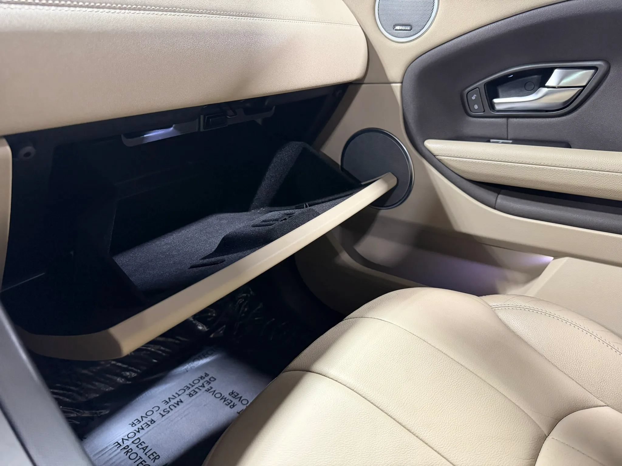 Used 2018 Land Rover Range Rover Evoque SE AWD/4WD image 20
