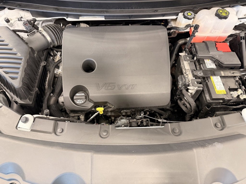 Used 2024 Chevrolet Traverse Premier image 33