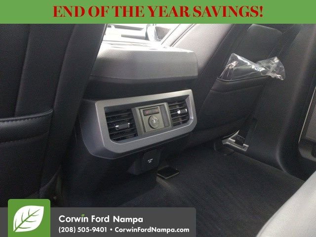 New 2025 Ford F250 Lariat w/ Lariat Ultimate Package image 31