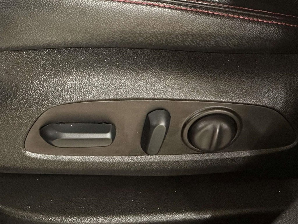 Used 2023 Chevrolet Equinox RS w/ RS Leather Package image 15