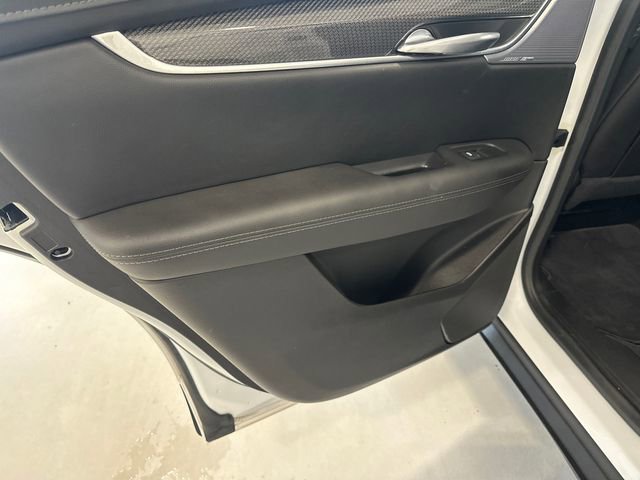 Used 2024 Cadillac XT5 Sportv w/ Technology Package image 28