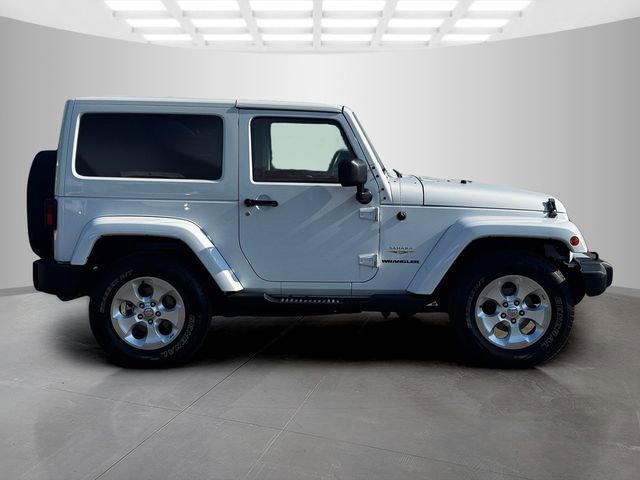 Used 2013 Jeep Wrangler Sahara AWD/4WD image 8