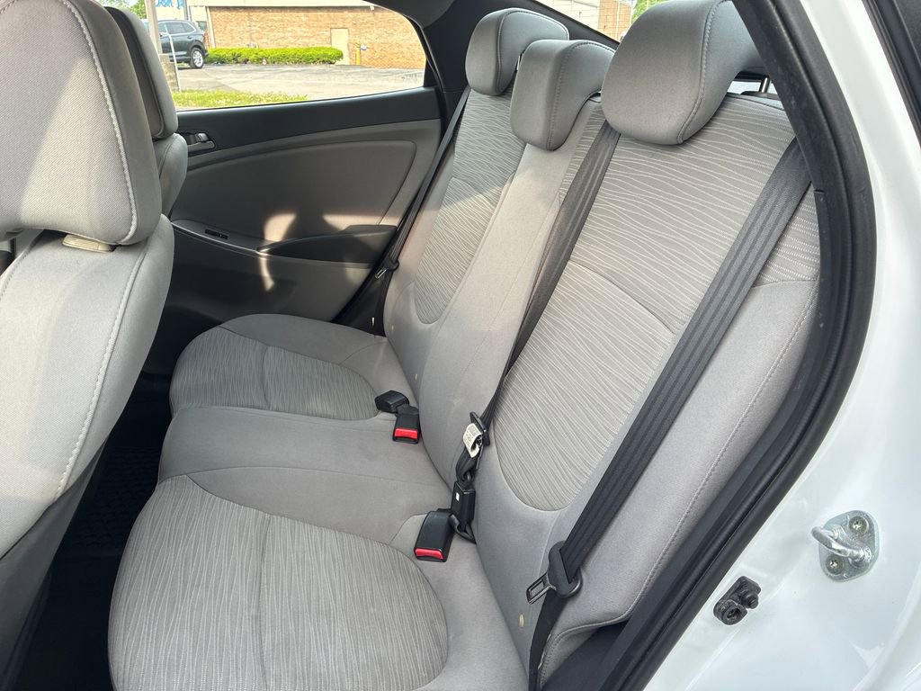 Used 2016 Hyundai Accent SE FWD image 18