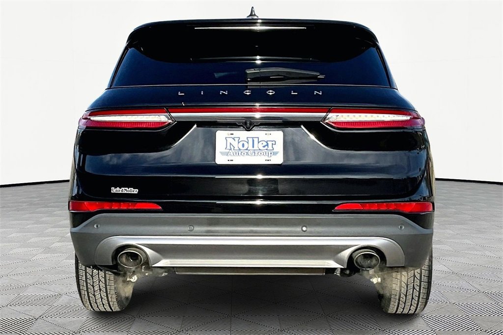 Used 2022 Lincoln Corsair FWD image 4