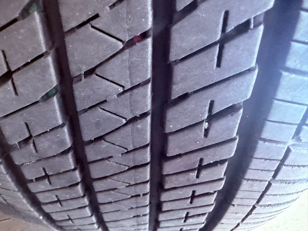 Used 2024 Lexus UX 250h AWD w/ Premium Package image 17