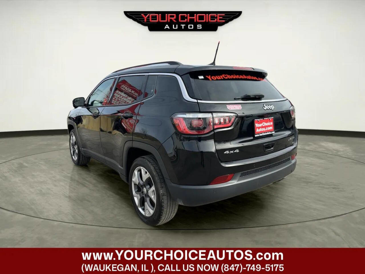 Used 2018 Jeep Compass Limited w/ Navigation Group image 3