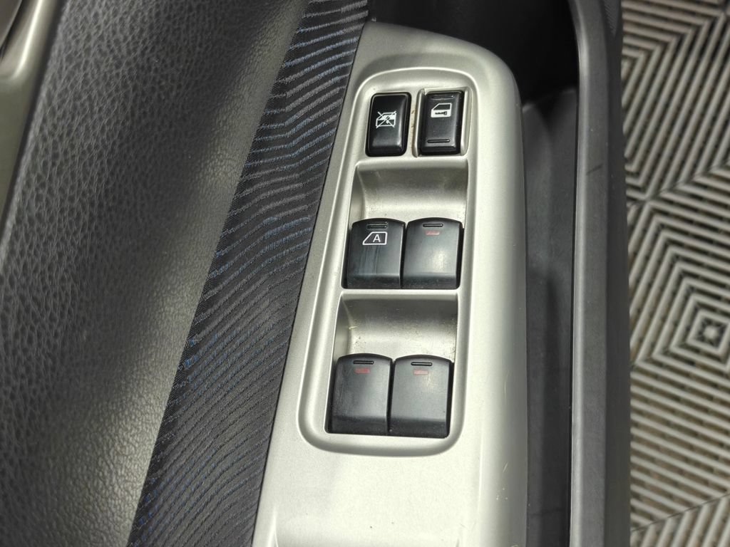 Used 2010 Subaru Forester 2.5X AWD/4WD image 28