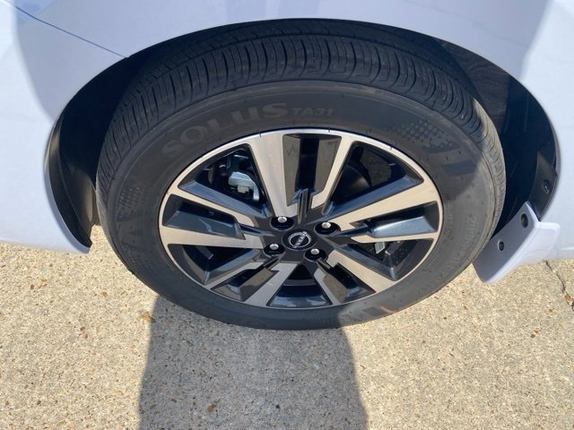 New 2025 Nissan Versa SV w/ Trunk Package image 10