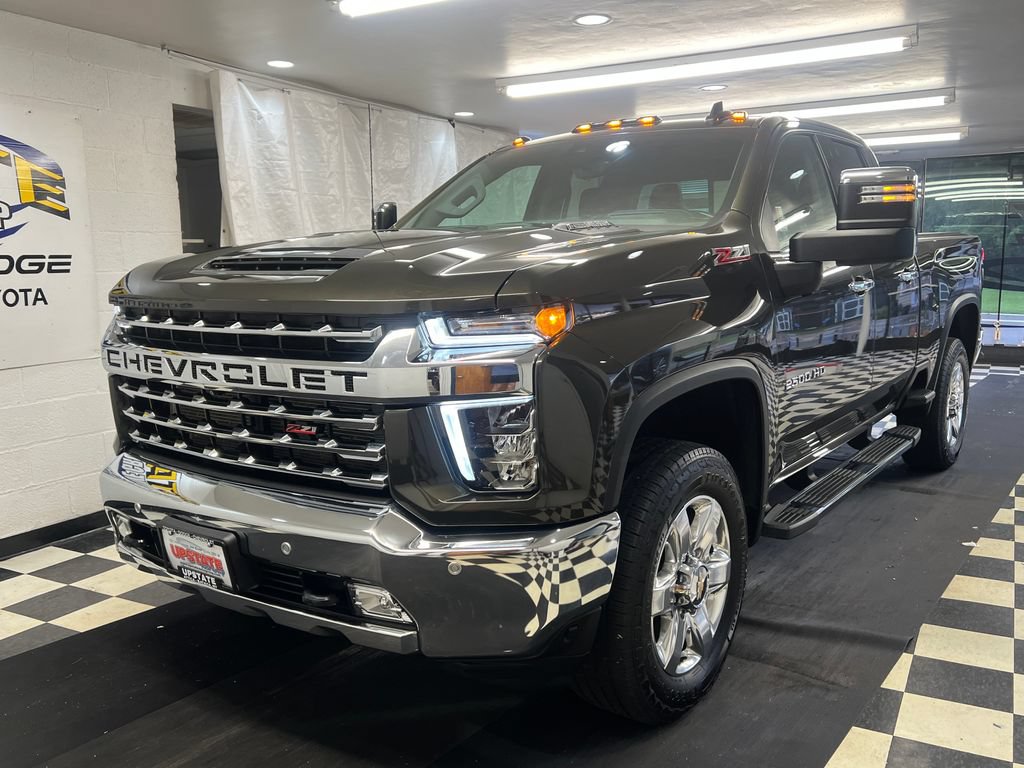 Used 2022 Chevrolet Silverado 2500 LTZ AWD/4WD image 3