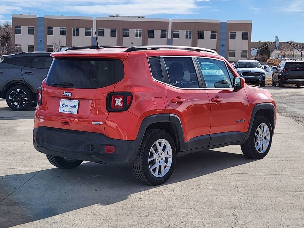 Used 2021 Jeep Renegade Latitude w/ Convenience Group image 3