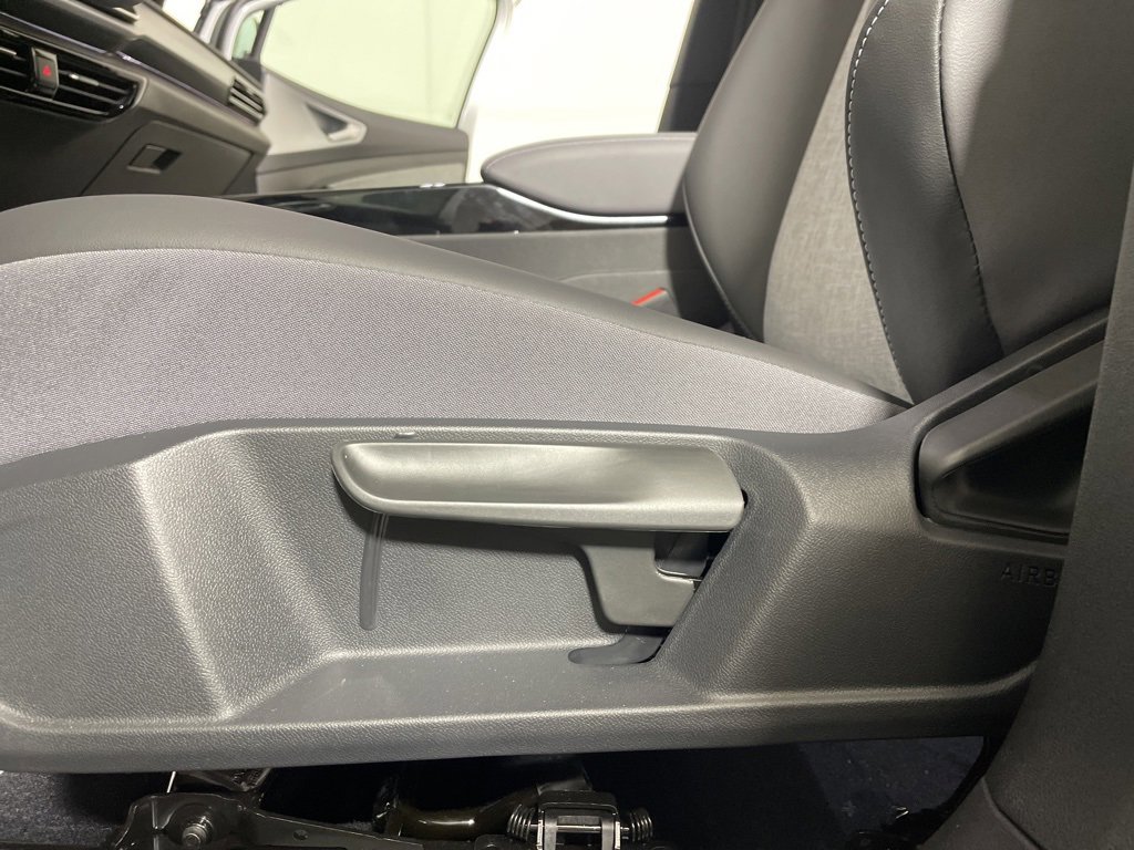 New 2026 Volkswagen ID.4 Pro image 11