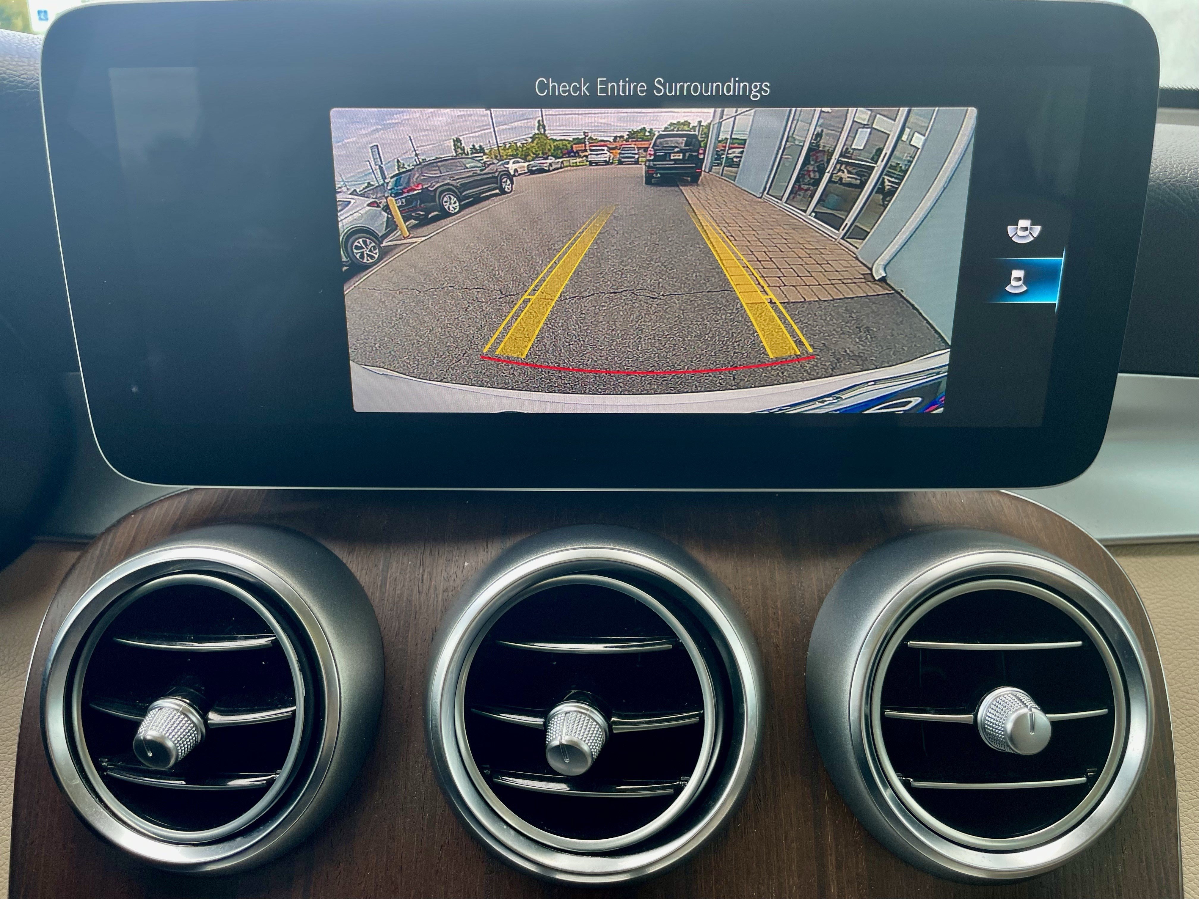 Used 2020 Mercedes-Benz GLC 300 4MATIC image 28