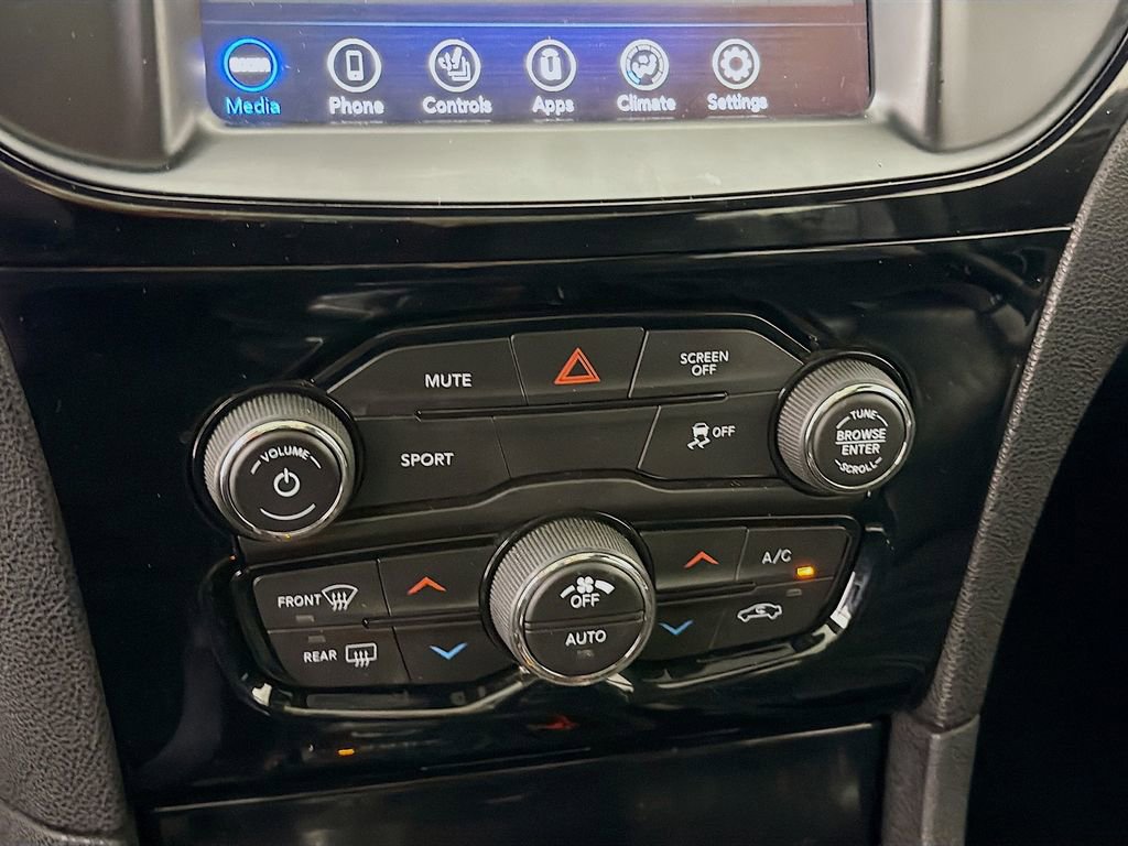 Used 2020 Chrysler 300 S RWD image 18