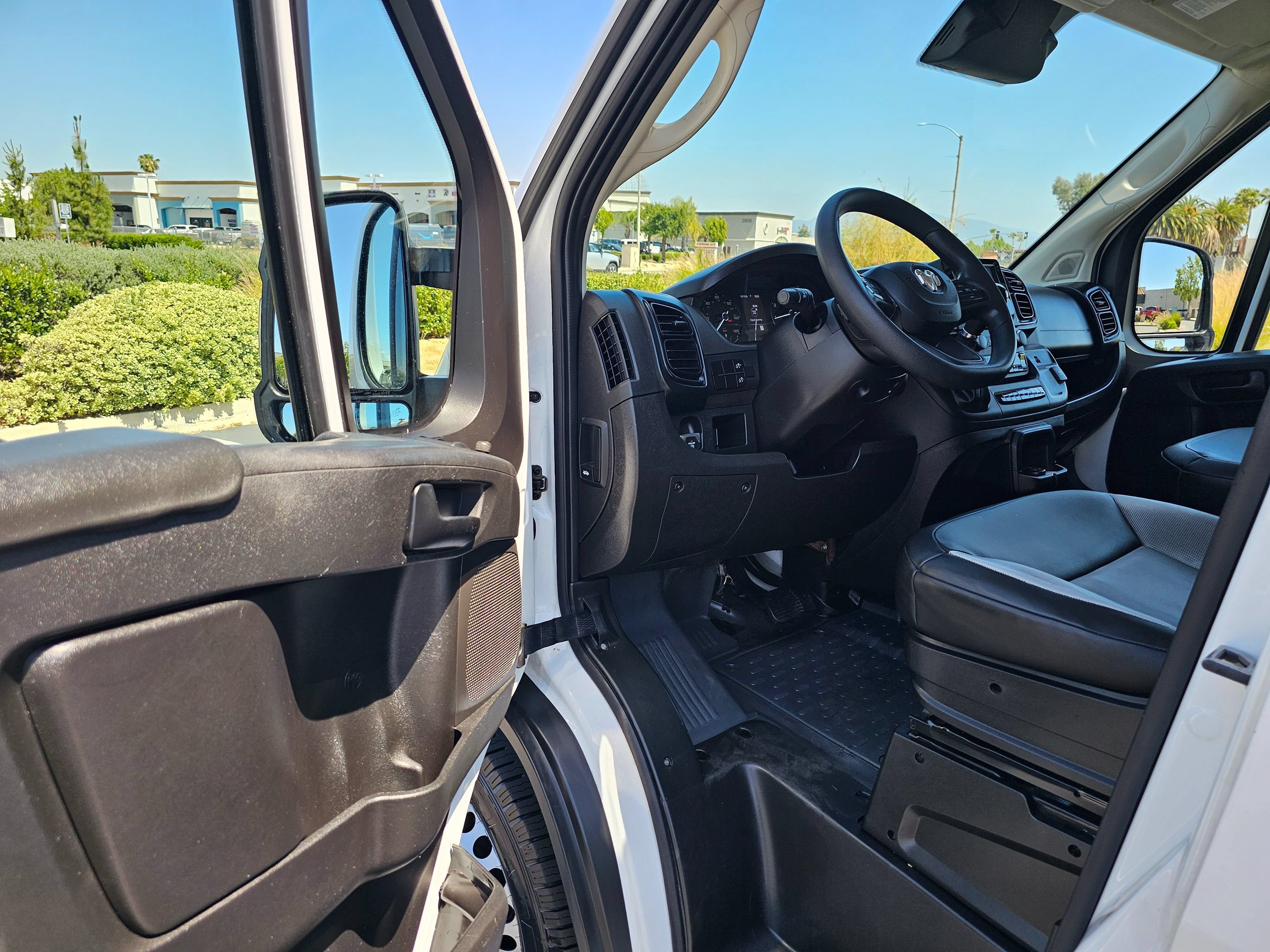 Used 2023 RAM ProMaster 3500 FWD image 15