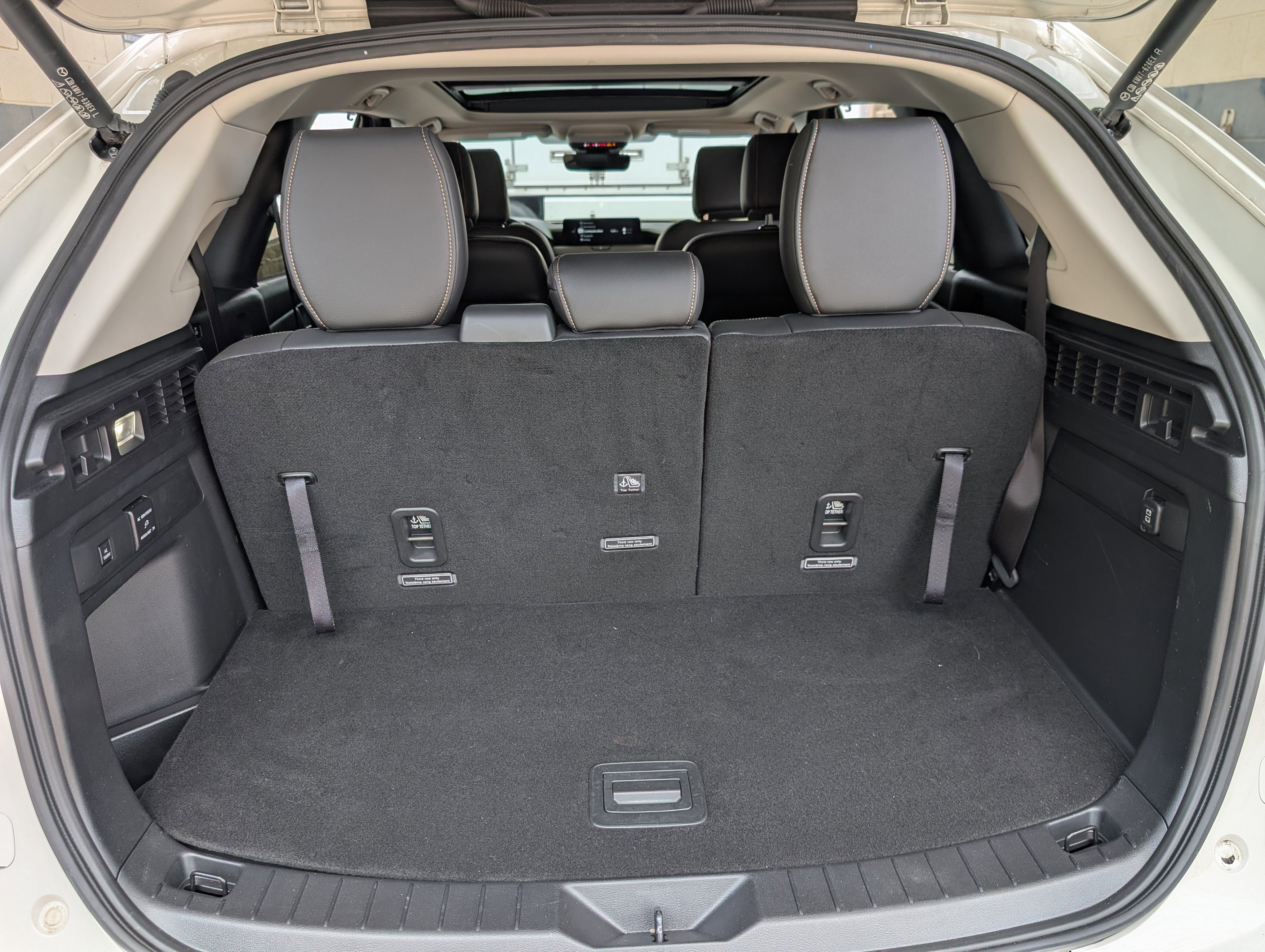 Used 2024 MAZDA CX-90 Plug-In Hybrid w/ Premium Pkg AWD/4WD image 20