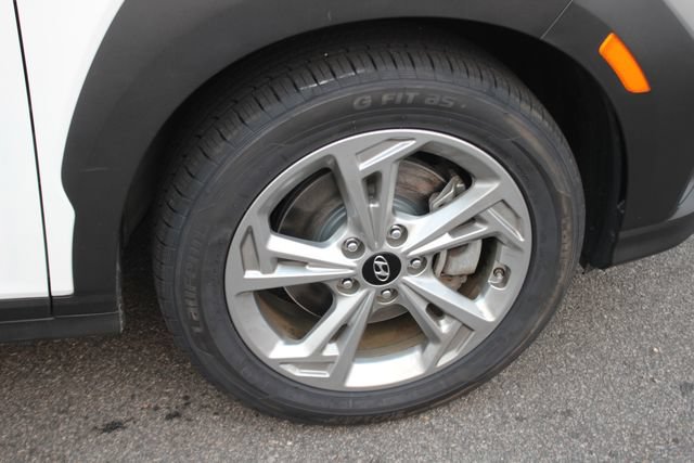 Used 2023 Hyundai Kona SEL w/ Cargo Package AWD/4WD image 32