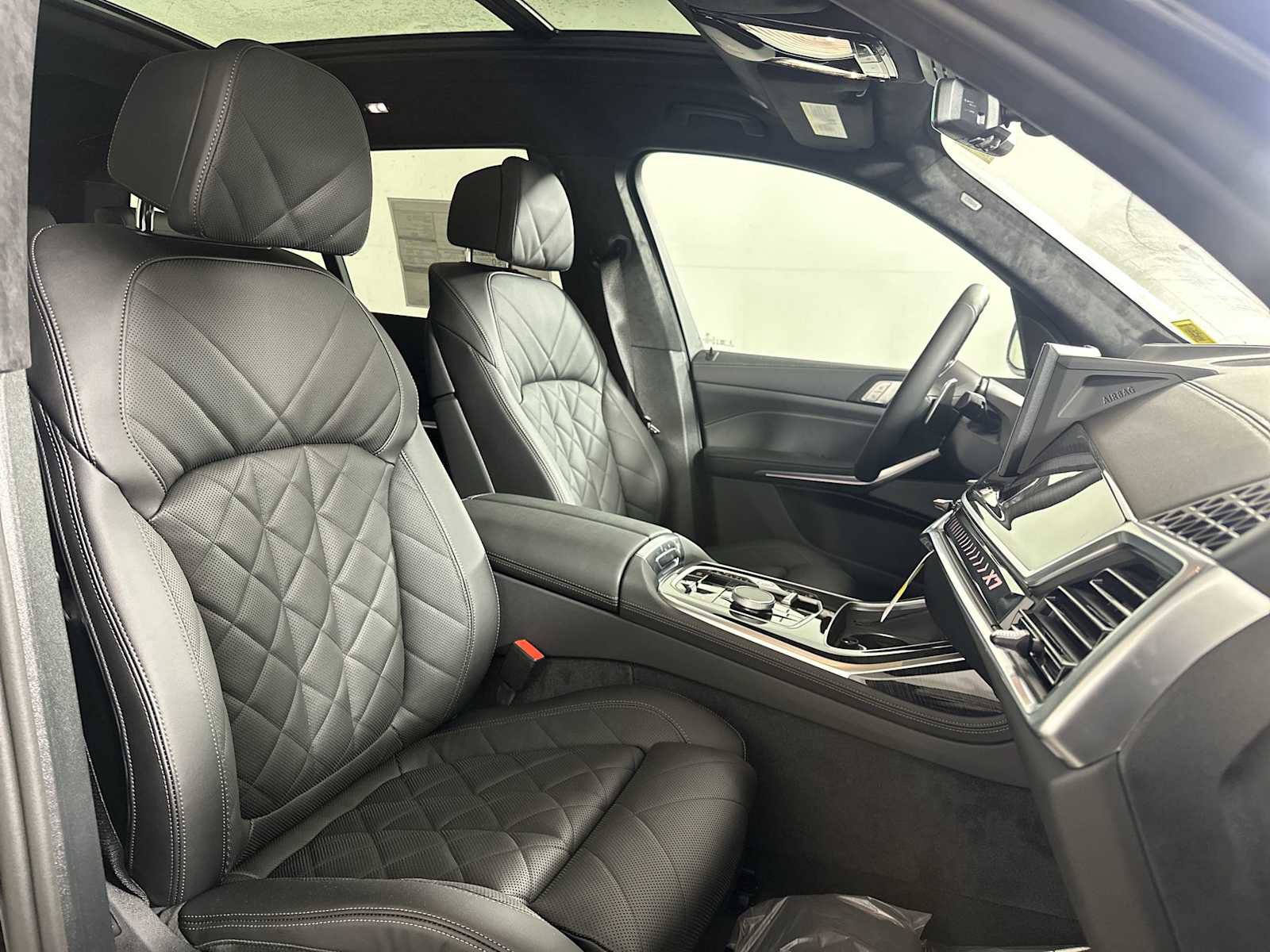 New 2026 BMW X7 xDrive40i w/ M Sport Package image 22