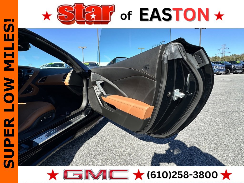 Used 2016 Chevrolet Corvette Z06 w/ 2LZ Preferred Equipment Group image 19