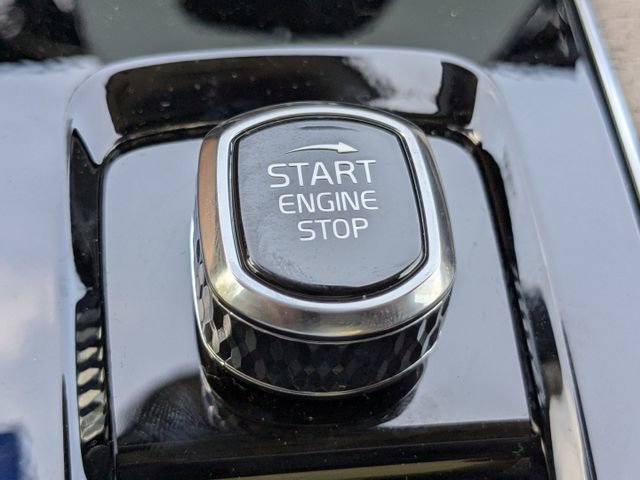 New 2025 Volvo XC90 B6 Plus w/ Protection Package Premier image 36