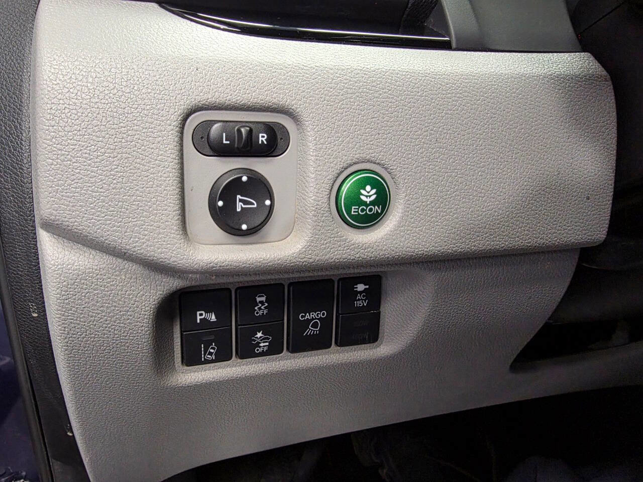 Used 2017 Honda Ridgeline RTL-E image 19