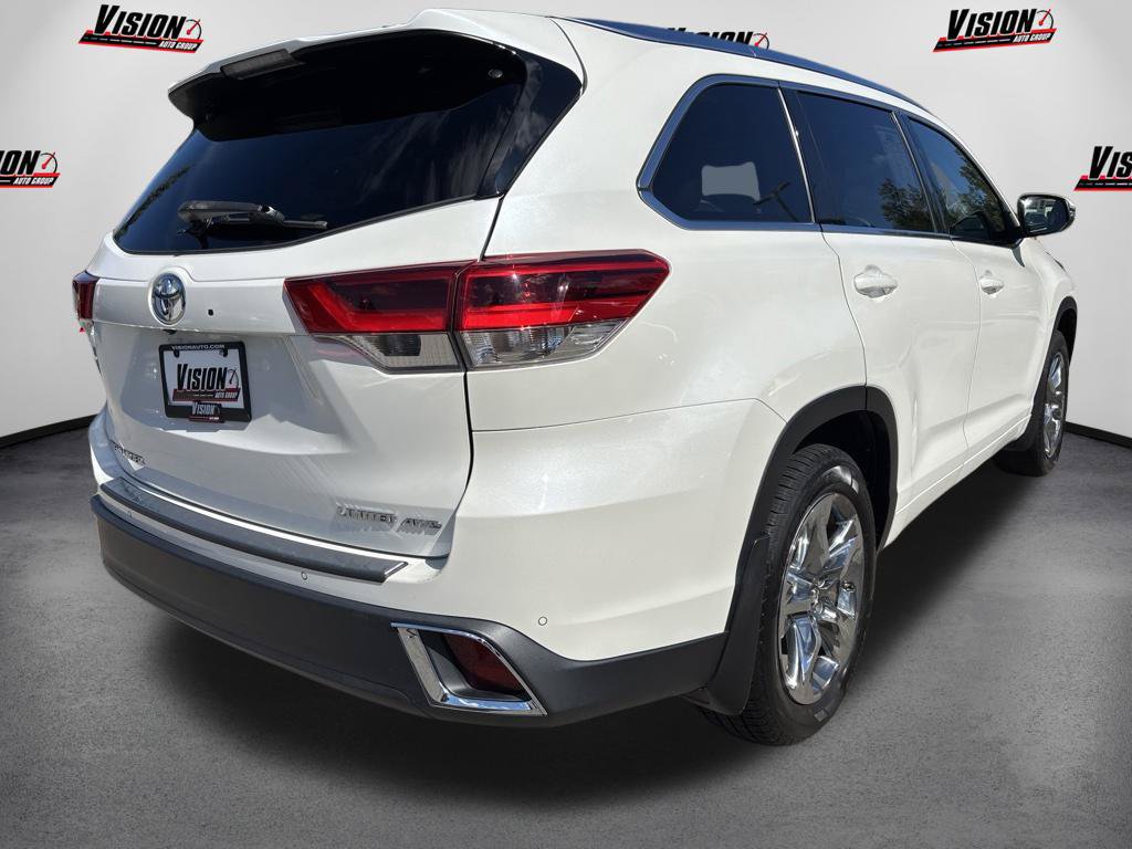 Used 2018 Toyota Highlander Limited Platinum AWD/4WD image 5