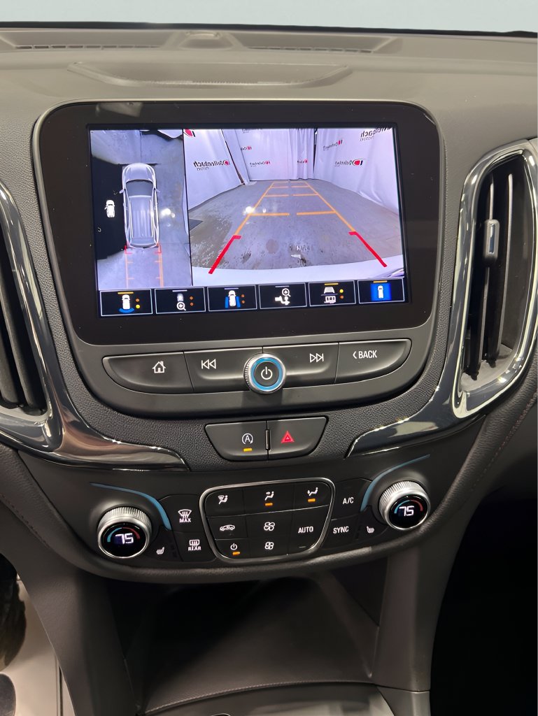 Used 2024 Chevrolet Equinox RS w/ RS Leather Package AWD/4WD image 15