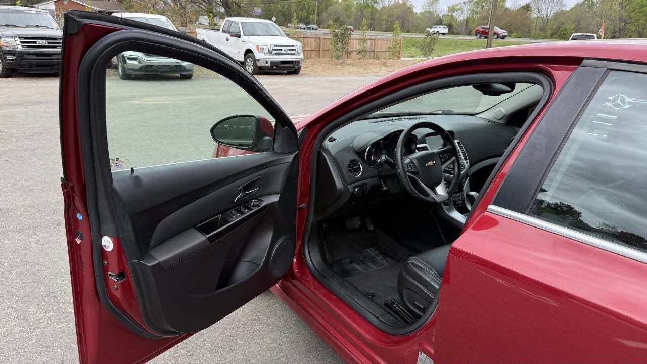 Used 2014 Chevrolet Cruze LTZ w/ RS Package image 9