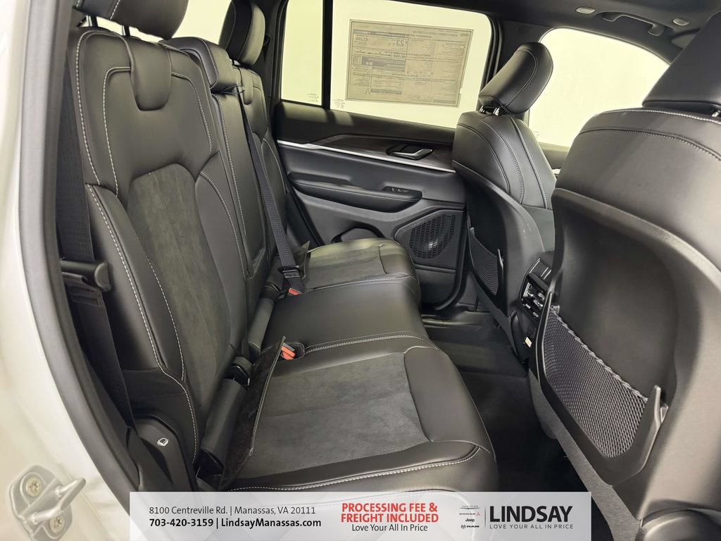 New 2026 Jeep Grand Cherokee Altitude AWD/4WD image 18