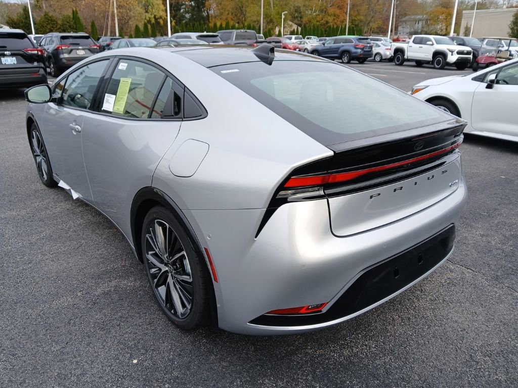 New 2026 Toyota Prius Limited image 3