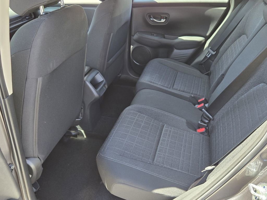 Certified 2025 Honda HR-V LX image 11